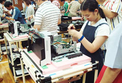 ���C���{�[�h��{�̂Ɏ��t���Ă���ʐ^