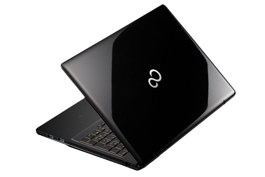 富士通　LIFEBOOK AH77/M ASCII.jp：パワフルな「LIFEBOOK AH77/M」はゲームや動画編集に