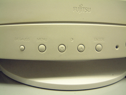 CRT前面に+-無し