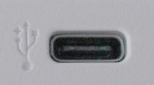 USB Type-C コネクタの例