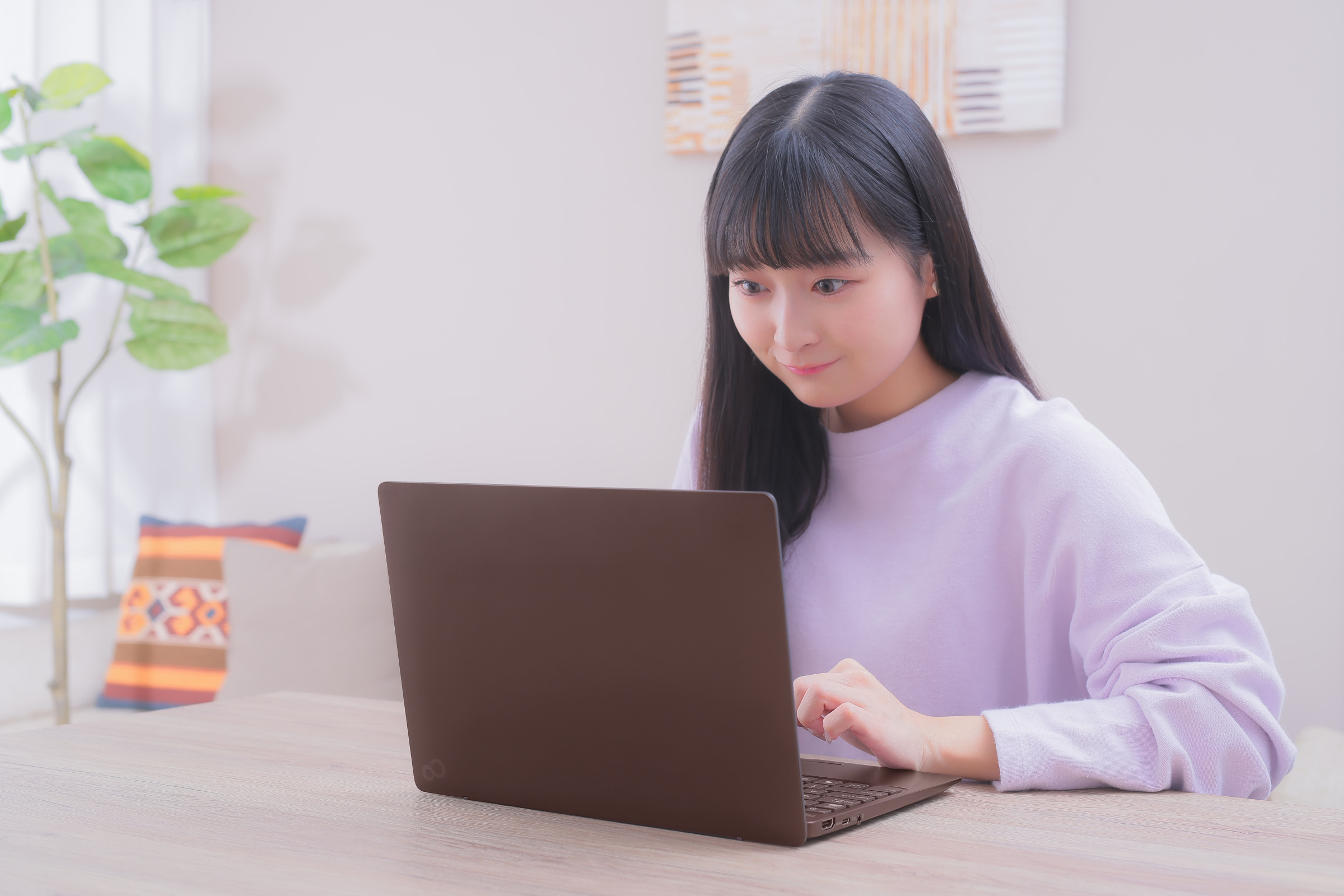 大学生活にパソコンは必要？ 大学生100人にノートパソコンの使い方を聞きました