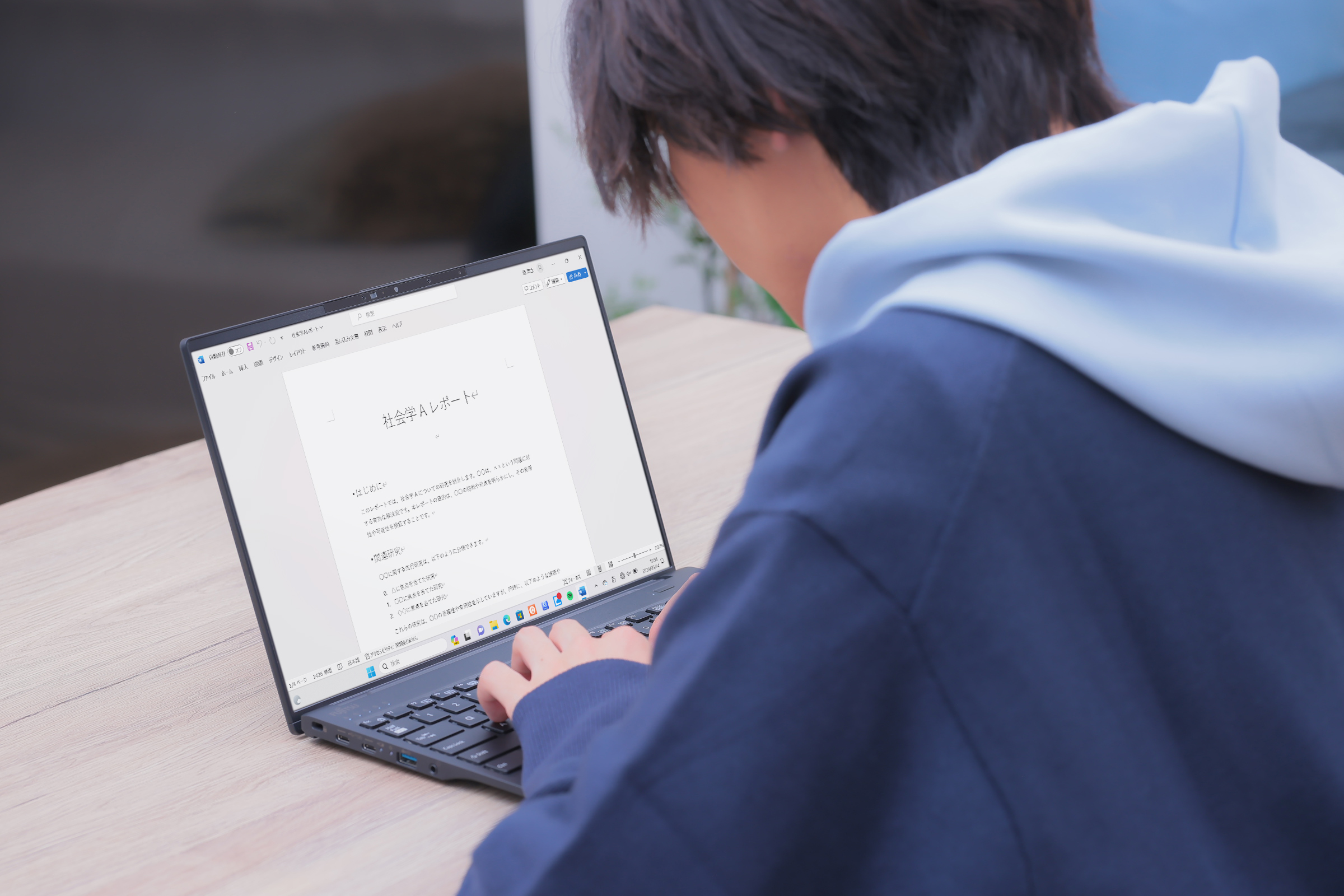 大学によってはレポートや論文はファイル形式が決まっていることも。そんなときにWordがないと課題を進めるのは難しいでしょう