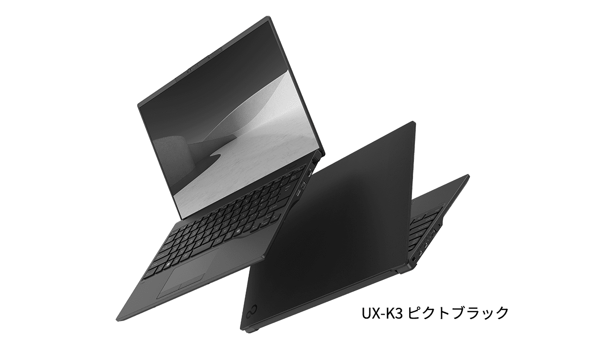 上の写真のパソコンは「UX-K3」。今回のインタビュー時に試してもらったところ、あまりの軽さに「中身の入っていない模型かと思いました 笑」と笑顔で感想を語ってくれました。